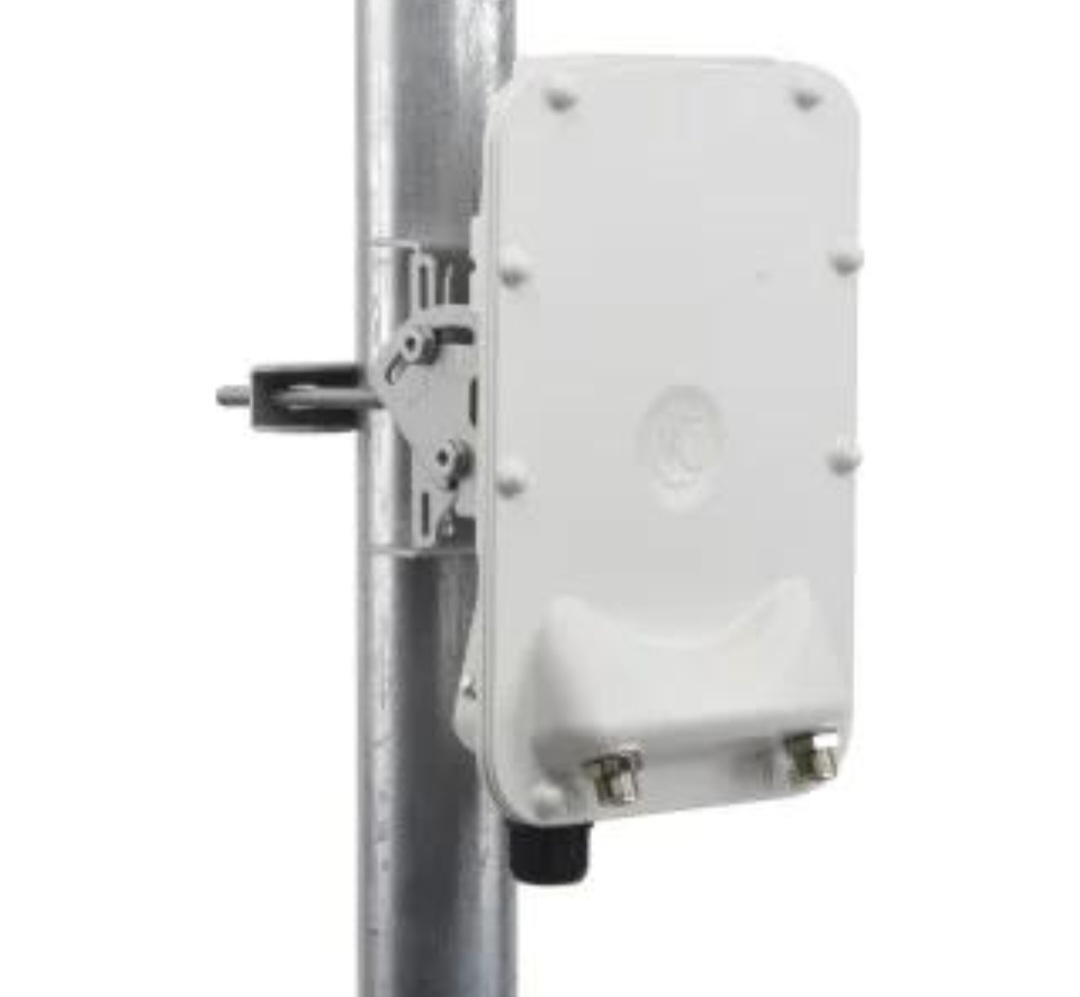 Screenshot ۲۰۲۶۰۷۲۸ ۰۰۱۰۱۱ ChatGPT رادیو کمبیوم مدل | Cambium PTP 550E Connectorized